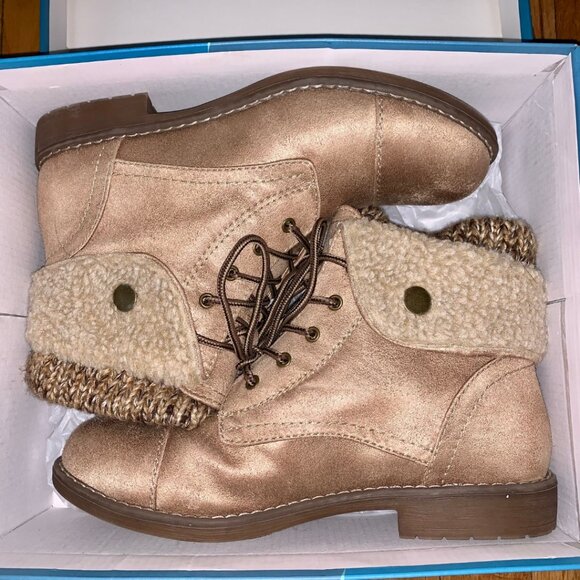 Cliff's by White Mountain - Women's Duena Hiking Style Boot - Natural - Size 8.5 - Picture 6 of 8